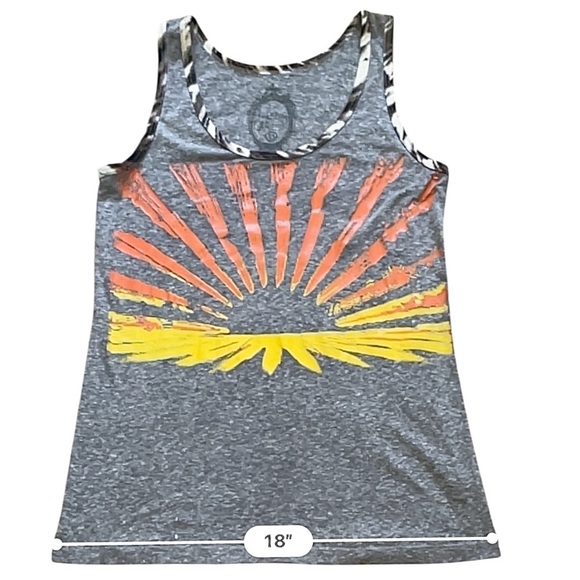 Institute Liberal cotton blend gray sunburst Tank Top M graphic design in back - Picture 8 of 14
